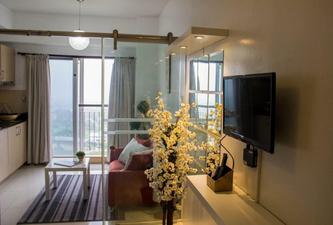 تاجيتاي Smdc Wind Residences Tagaytay With Balcony 19Th Floor المظهر الخارجي الصورة